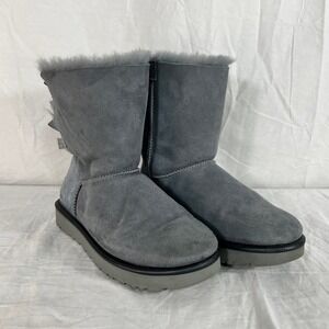 UGG Short Bailey Bow II Boots‎ Grey Gray Suede Sheepskin Lined Women 7